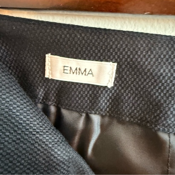 Liz Claiborne Black Ankle Cropped Pants - Picture 6 of 8